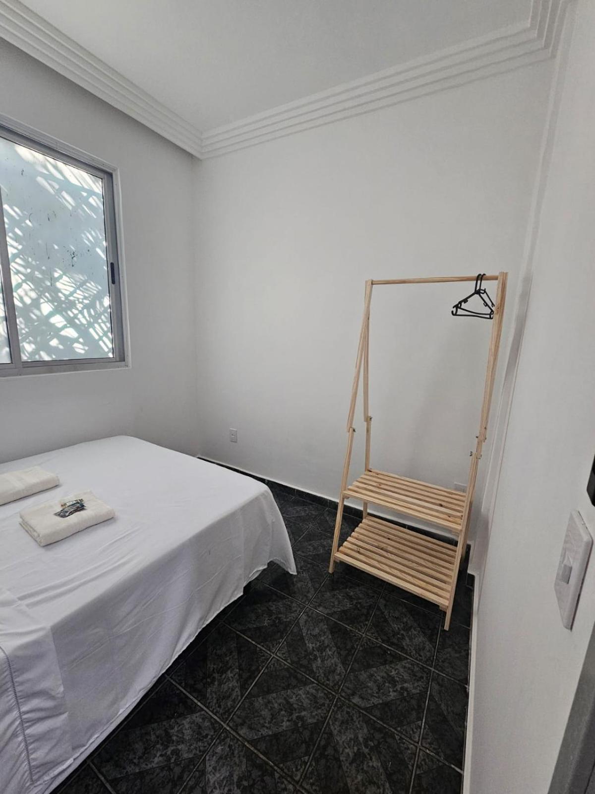 Cig Hostel Гоянія Екстер'єр фото