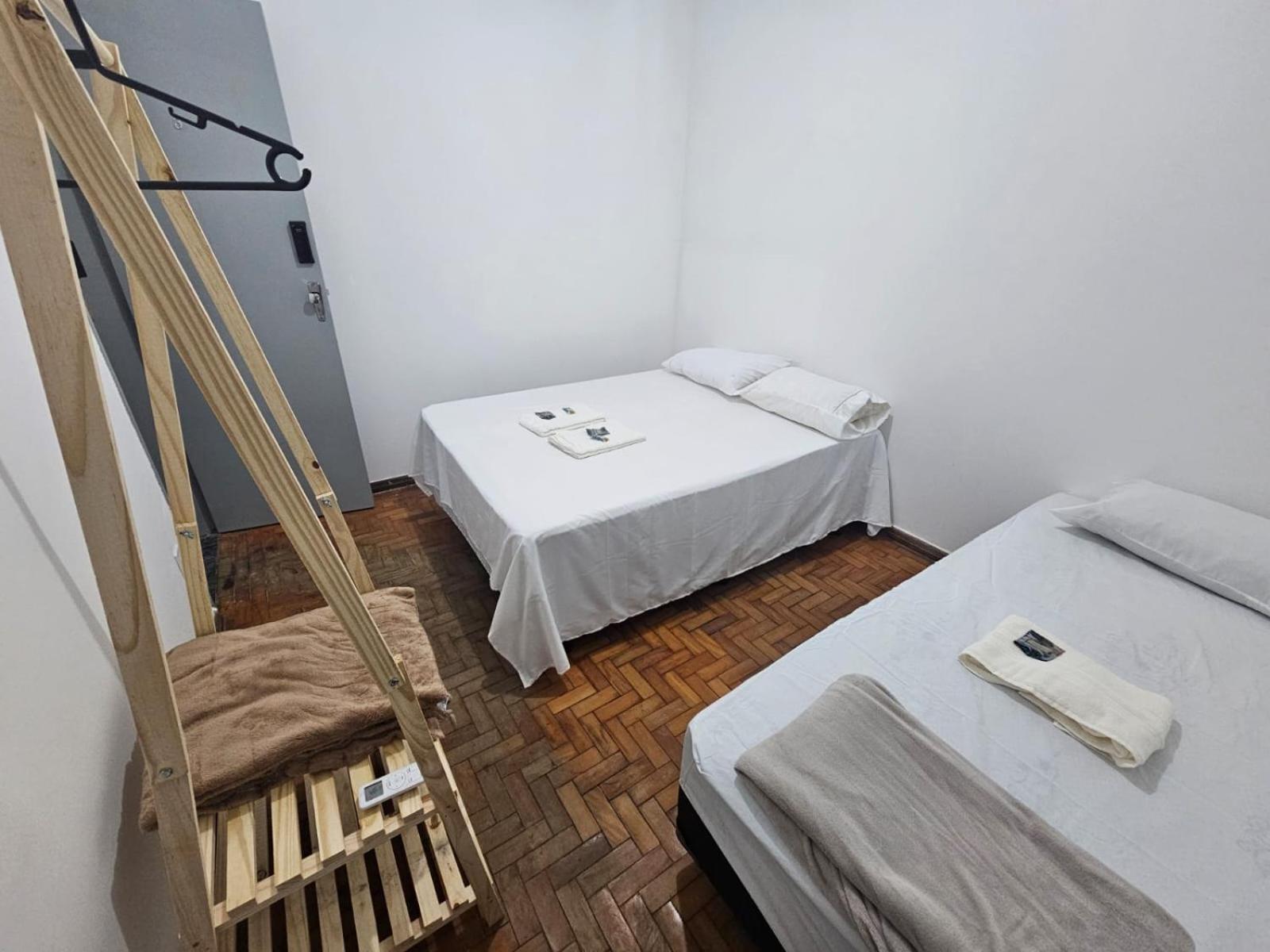 Cig Hostel Гоянія Екстер'єр фото
