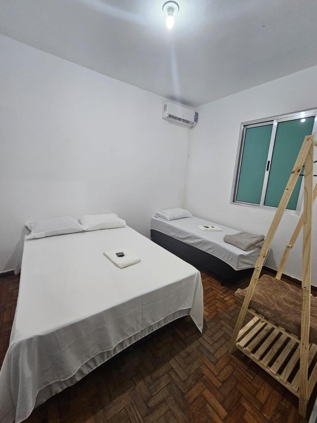 Cig Hostel Гоянія Екстер'єр фото