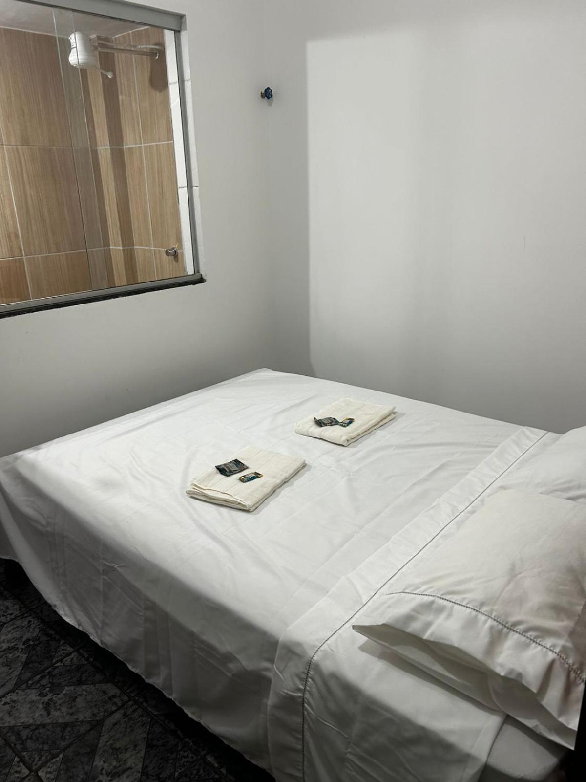 Cig Hostel Гоянія Екстер'єр фото
